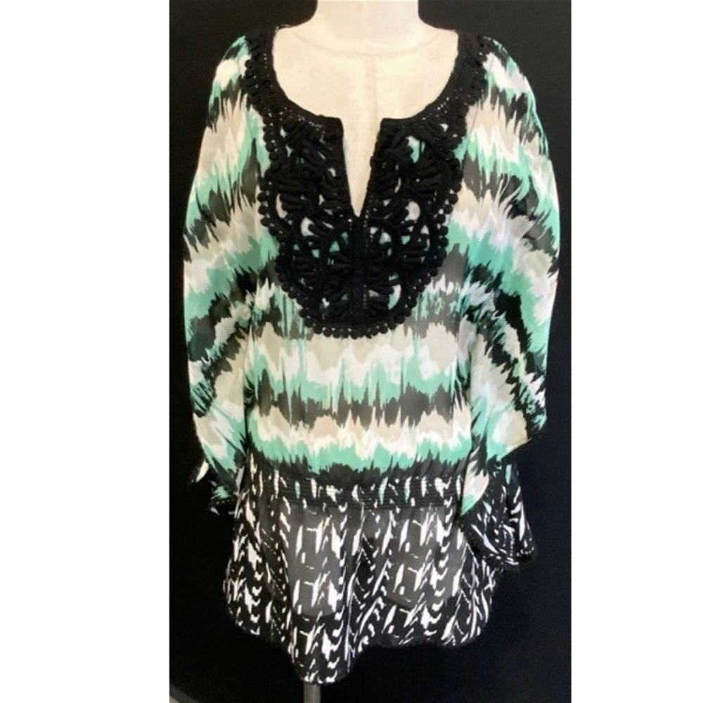 CZ Green & Black Beach Cover Up Top